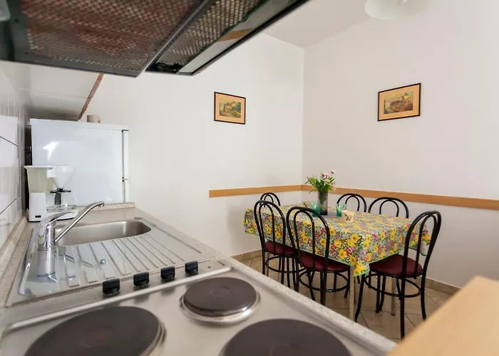 Apartament With Parking Space Njivice, Krk - 20548 Njivice