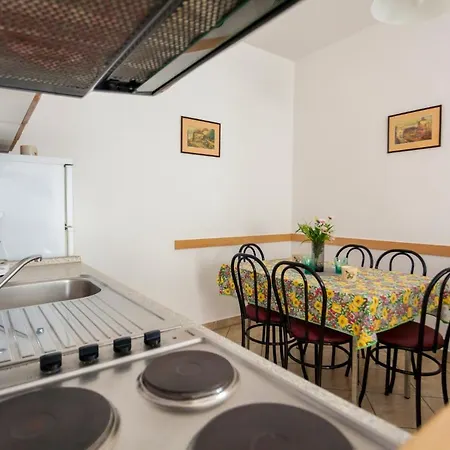 Apartament With Parking Space Njivice, Krk - 20548 Nijvice