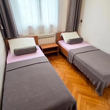 With Parking Space Njivice, Krk - 20548 公寓 奈维斯
