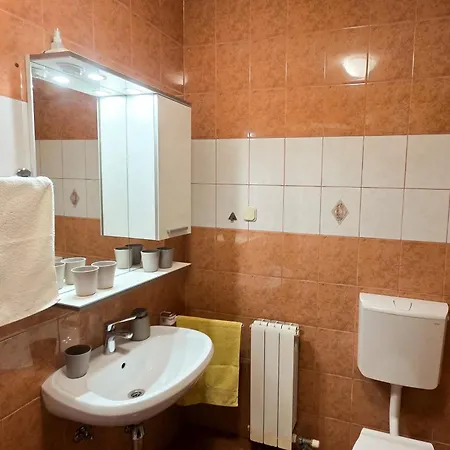 公寓 With Parking Space Njivice, Krk - 20548 奈维斯