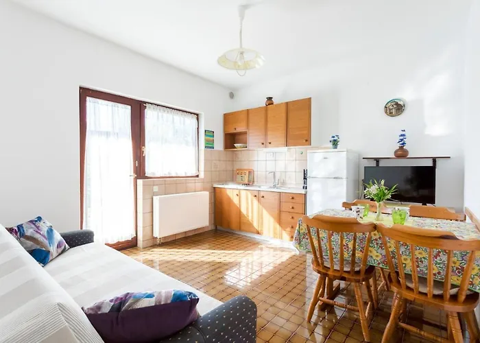 With Parking Space Njivice, Krk - 20548 Διαμέρισμα Njivice